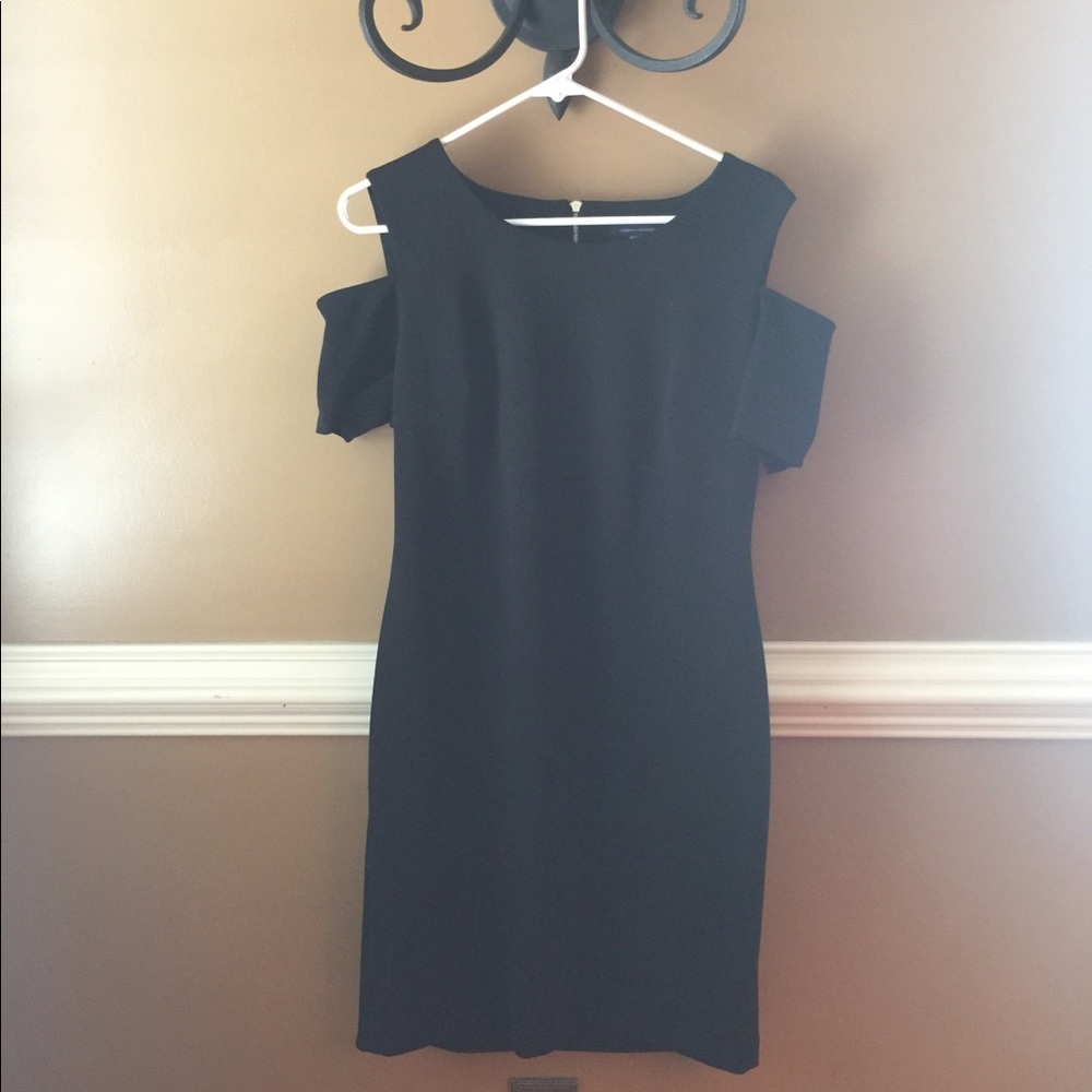 💥SALE!💥Cold Shoulder Dress-Black